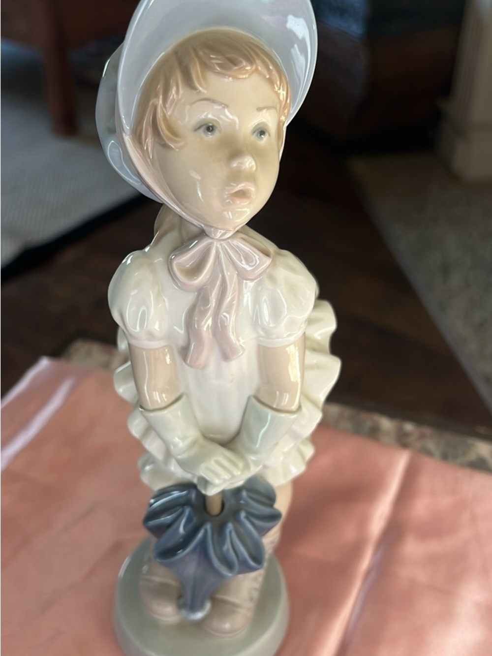 Lladro Porcelain Girl Figurine in Cream, Pink and Blue